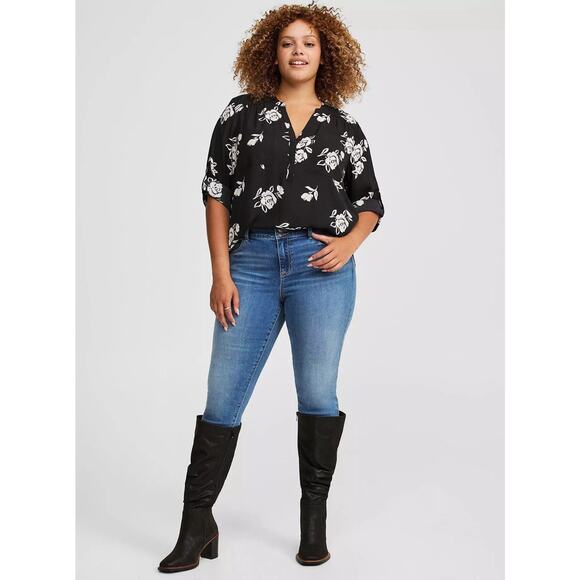 Torrid Harper Georgette 3/4 Sleeve Pullover Blouse Black Floral Womens Plus 2x - Picture 1 of 8